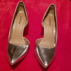 Silver metallic d'orsay pumps